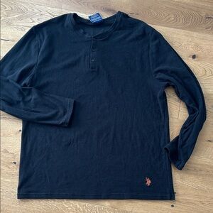 U. S POLO ASSN. Black Long Sleeve Shirt xL 95% Polyester 5% spandex